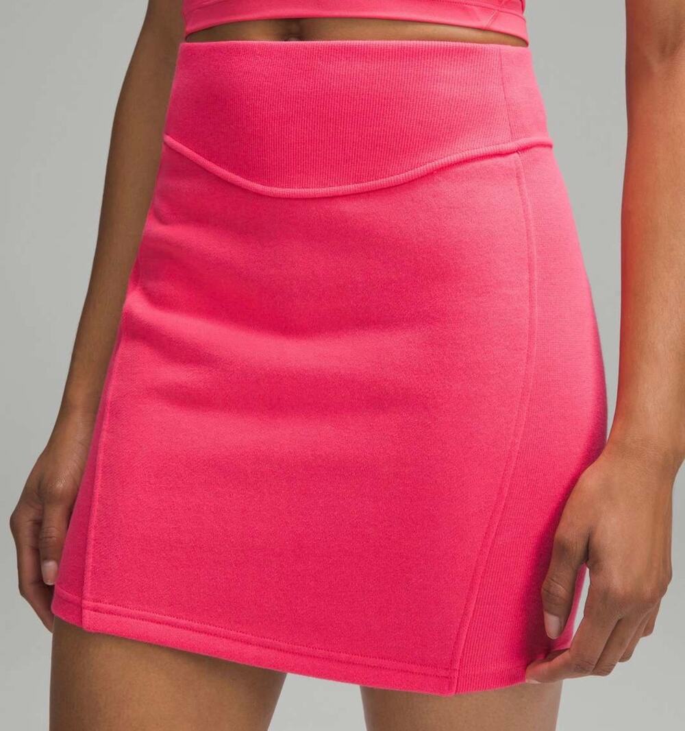Lululemon Scuba High-Rise Mini Skirt Glaze Hot Barbie Pink XS NWT $78 retail